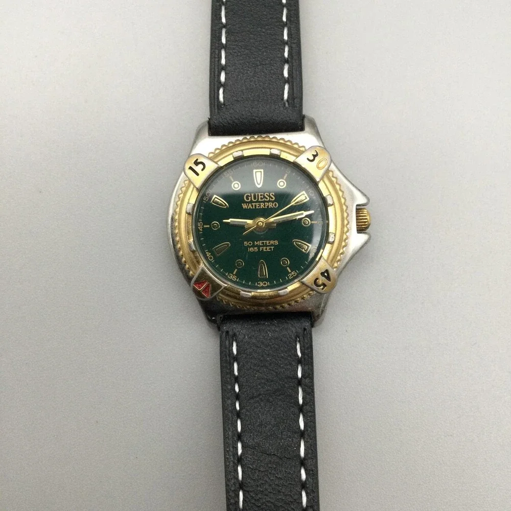 Vintage Guess Waterpro 1989 Womens Watch 30mm Green Dial Leather New Battery